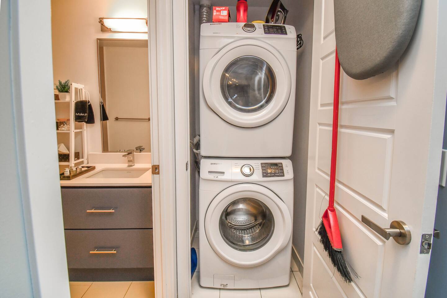 King Bed*Pool*Fireplace*BBQ*Smart TV