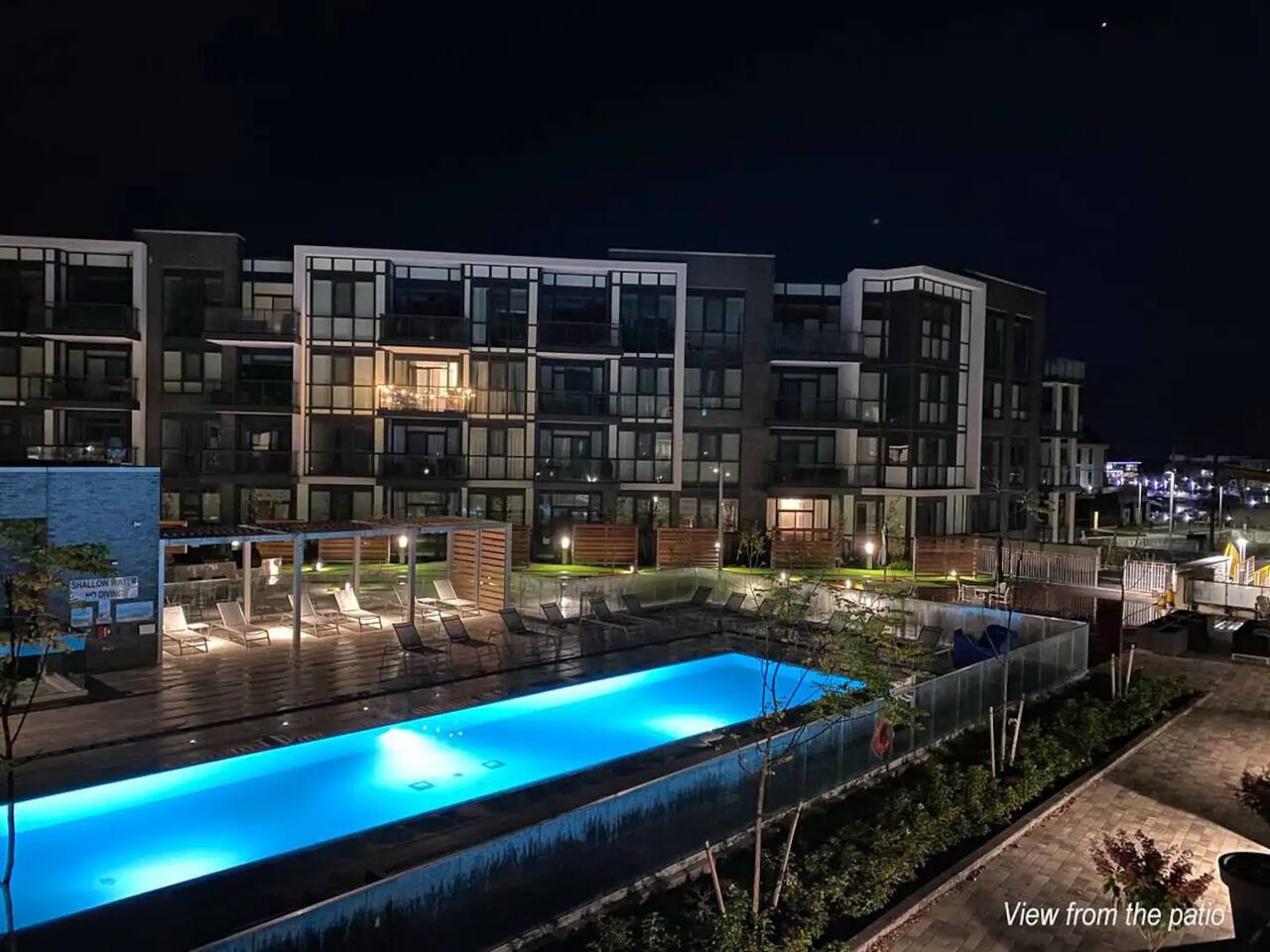 King Bed*Pool*Fireplace*BBQ*Smart TV