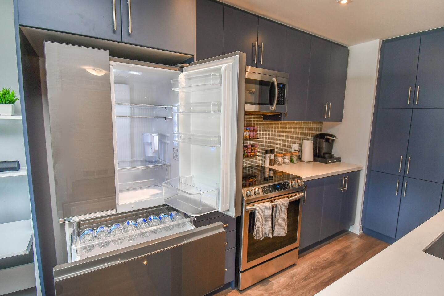 King Bed*Pool*Fireplace*BBQ*Smart TV