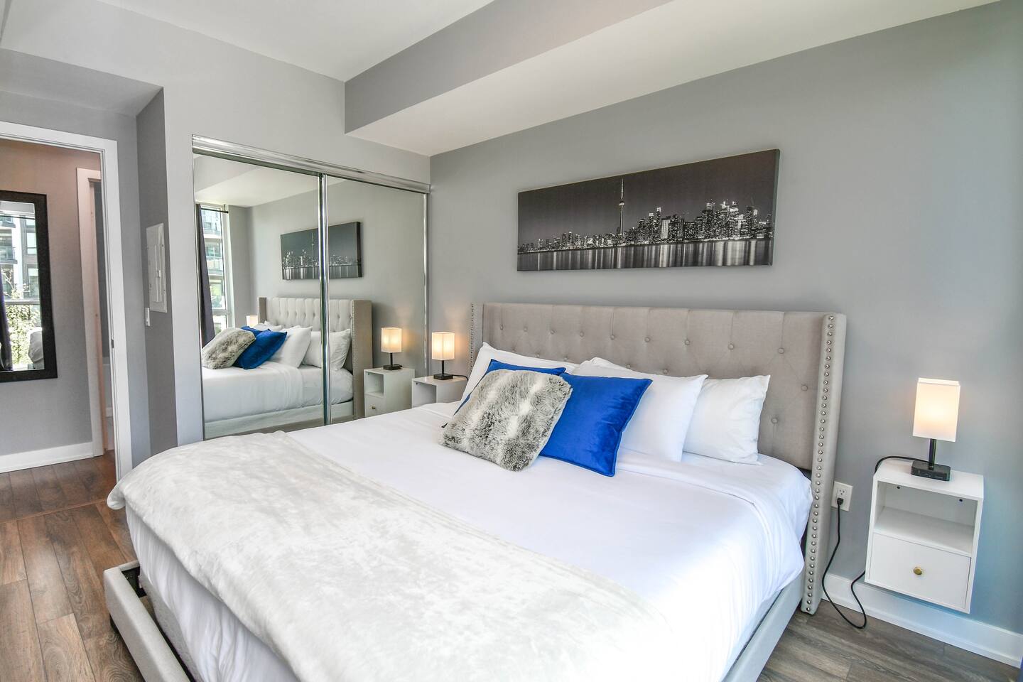 King Bed*Pool*Fireplace*BBQ*Smart TV