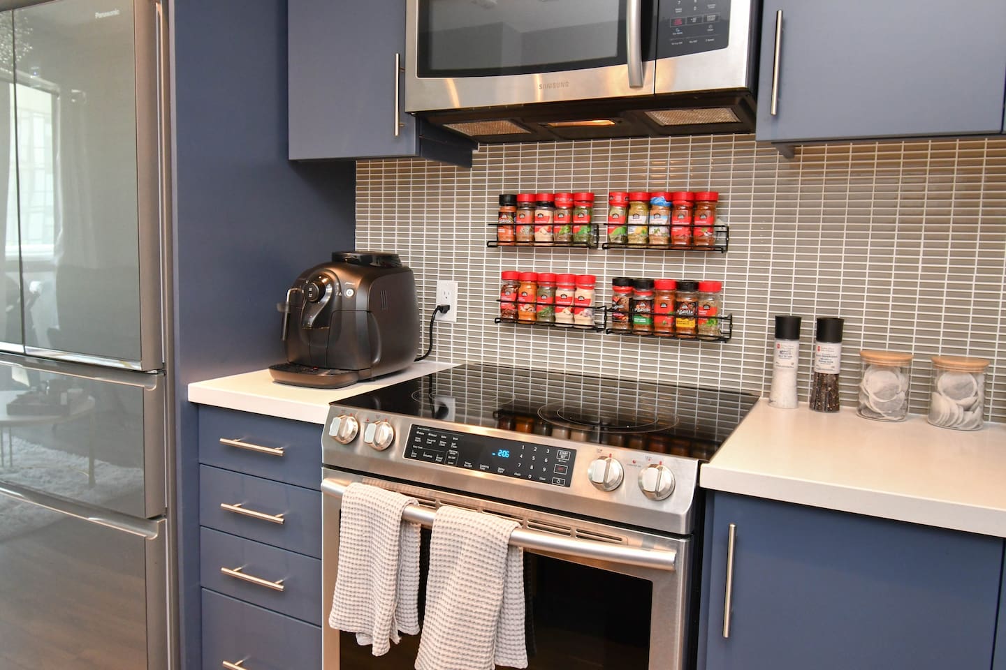 King Bed*Pool*Fireplace*BBQ*Smart TV