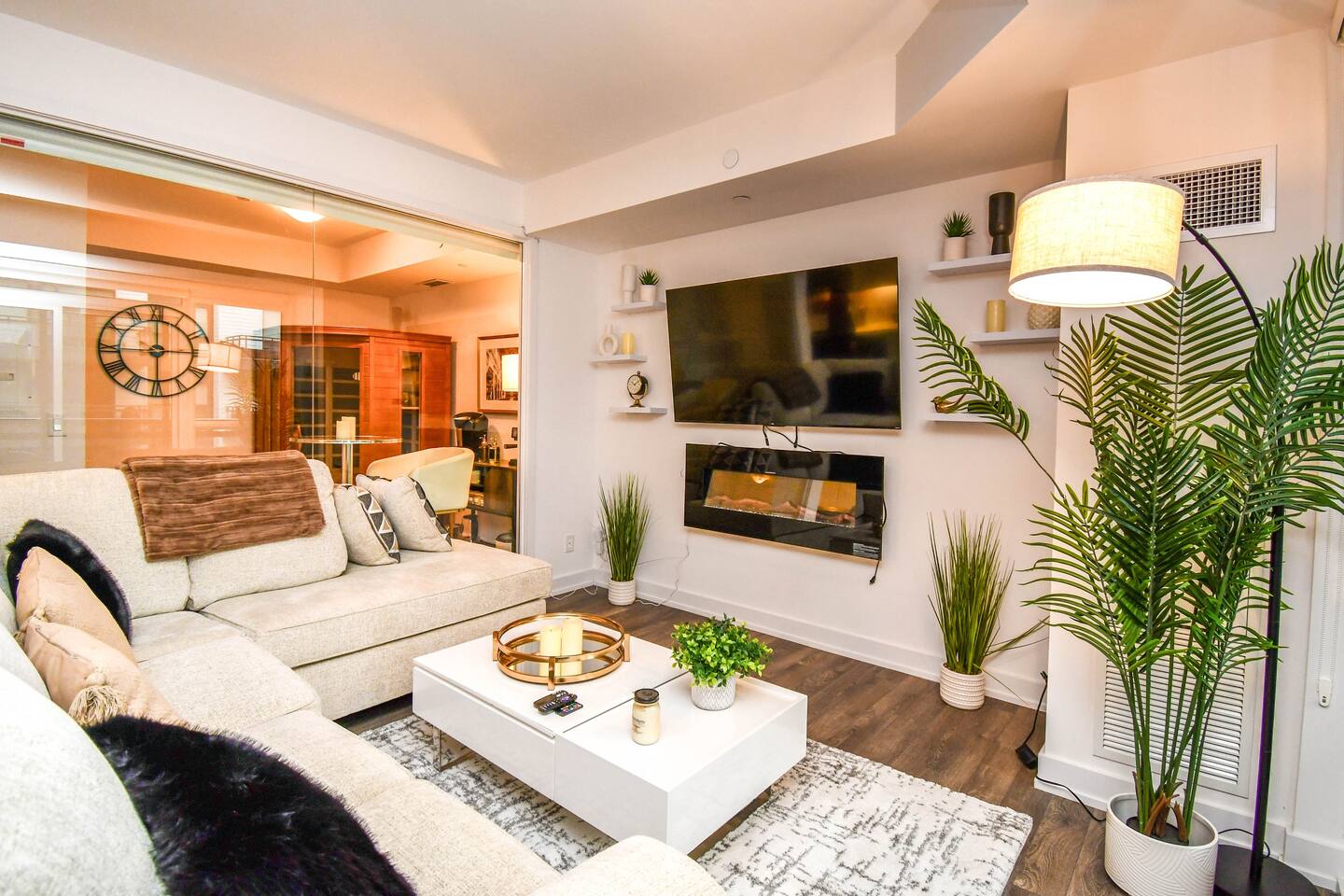 Sauna*King Bed*Fireplace*SmartTV