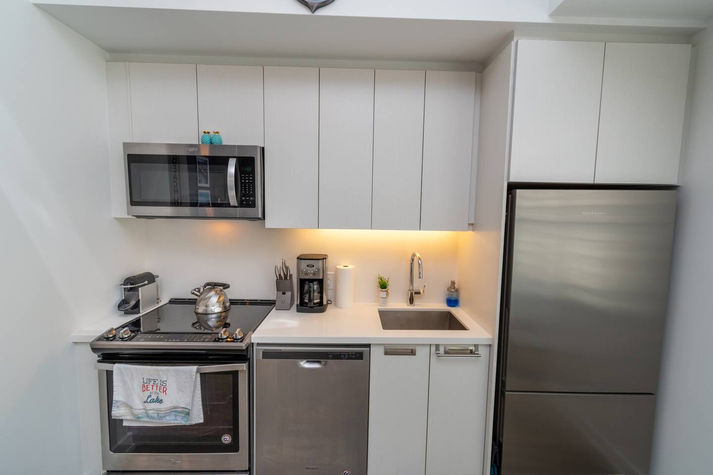 2 Bd Boardwalk Condo Patio Oasis