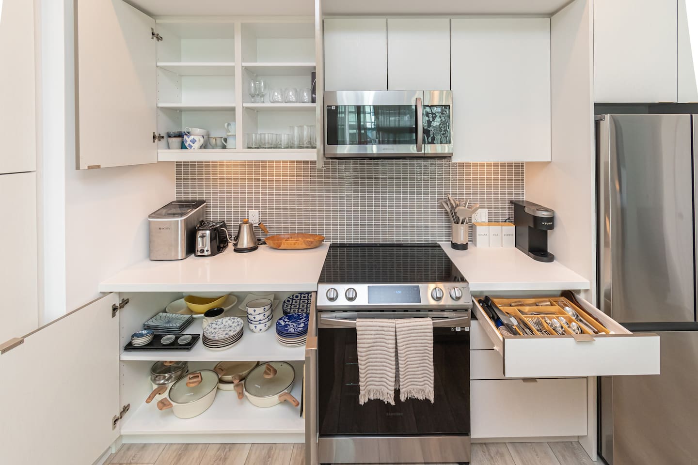 2 Bedroom Luxury Suite @ Friday Harbour Resort