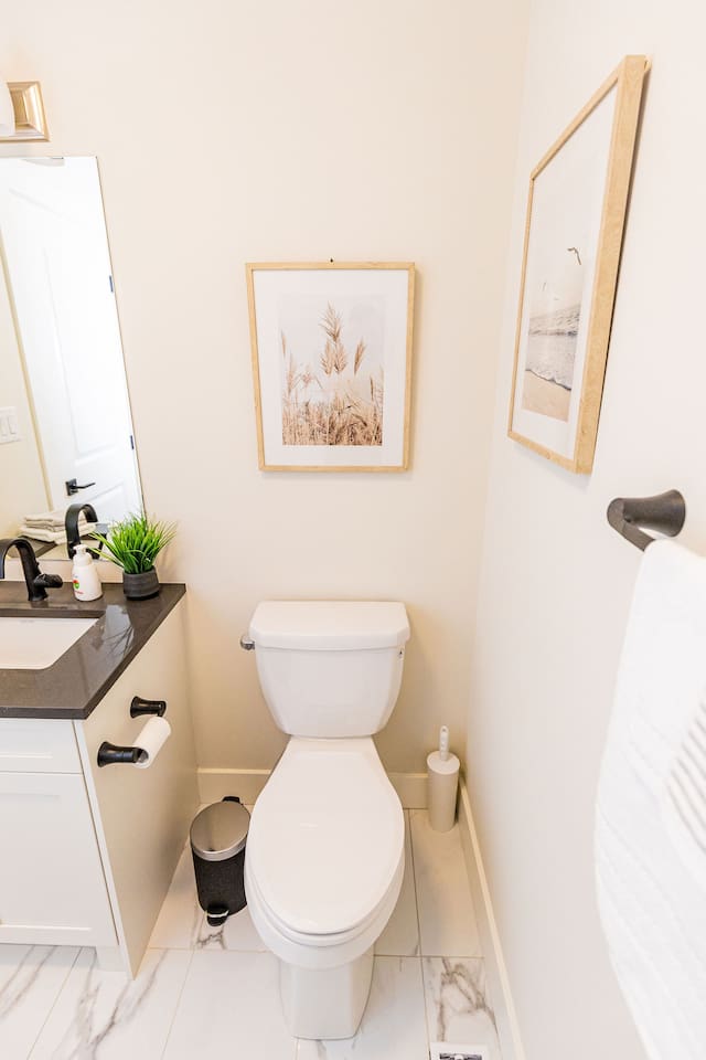 Relaxing Spa Getaway, Sauna, Hot Tub & Heated Pool