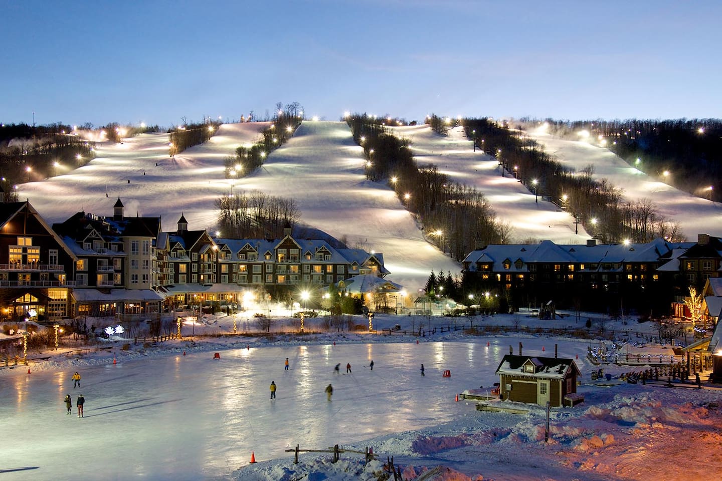 Relaxing Spa Getaway, Sauna, Hot Tub & Heated Pool