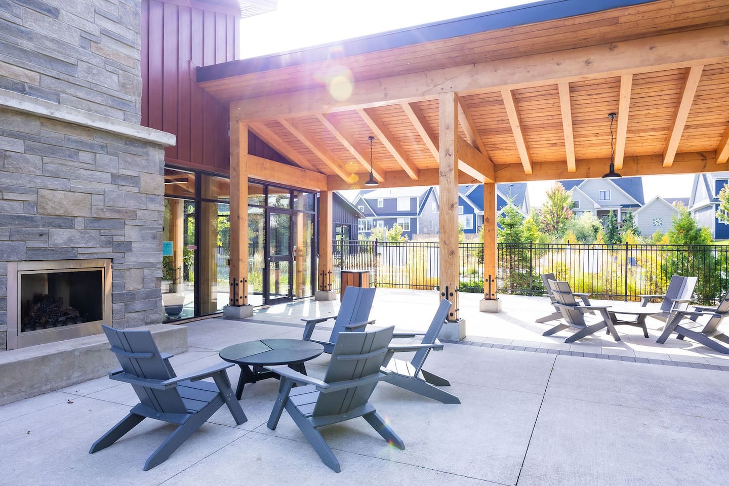 Relaxing Spa Getaway, Sauna, Hot Tub & Heated Pool