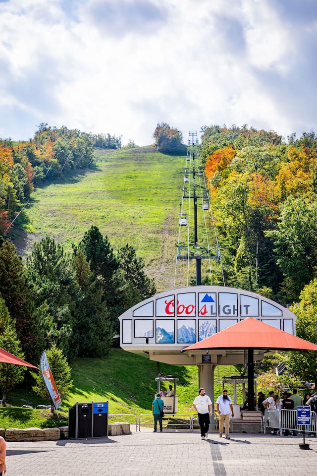 Relaxing Spa Getaway, Sauna, Hot Tub & Heated Pool