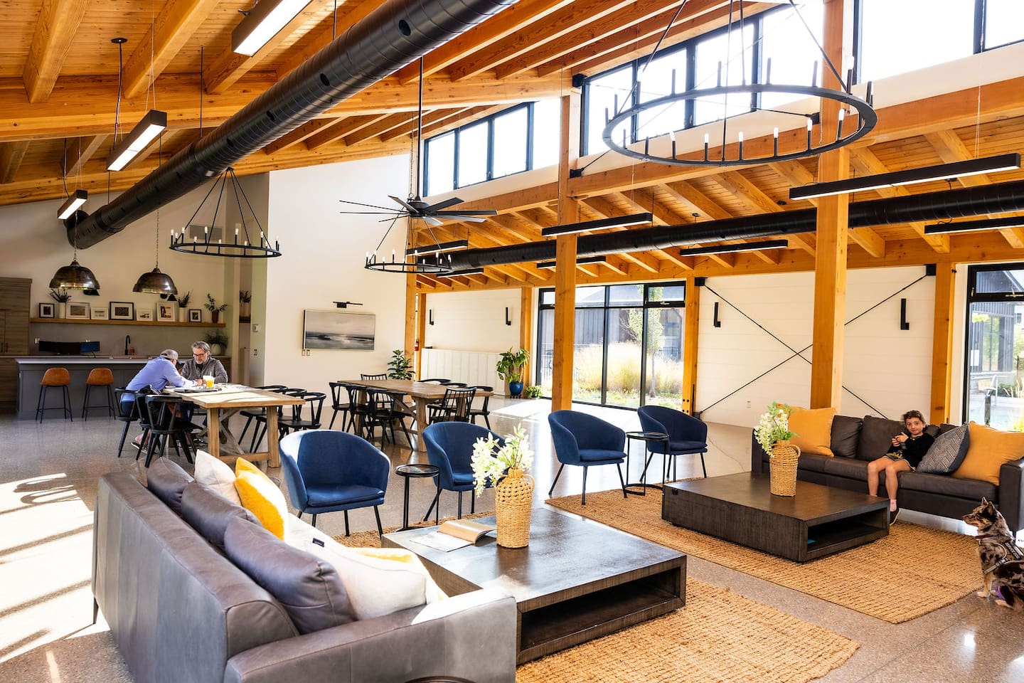 Relaxing Spa Getaway, Sauna, Hot Tub & Heated Pool