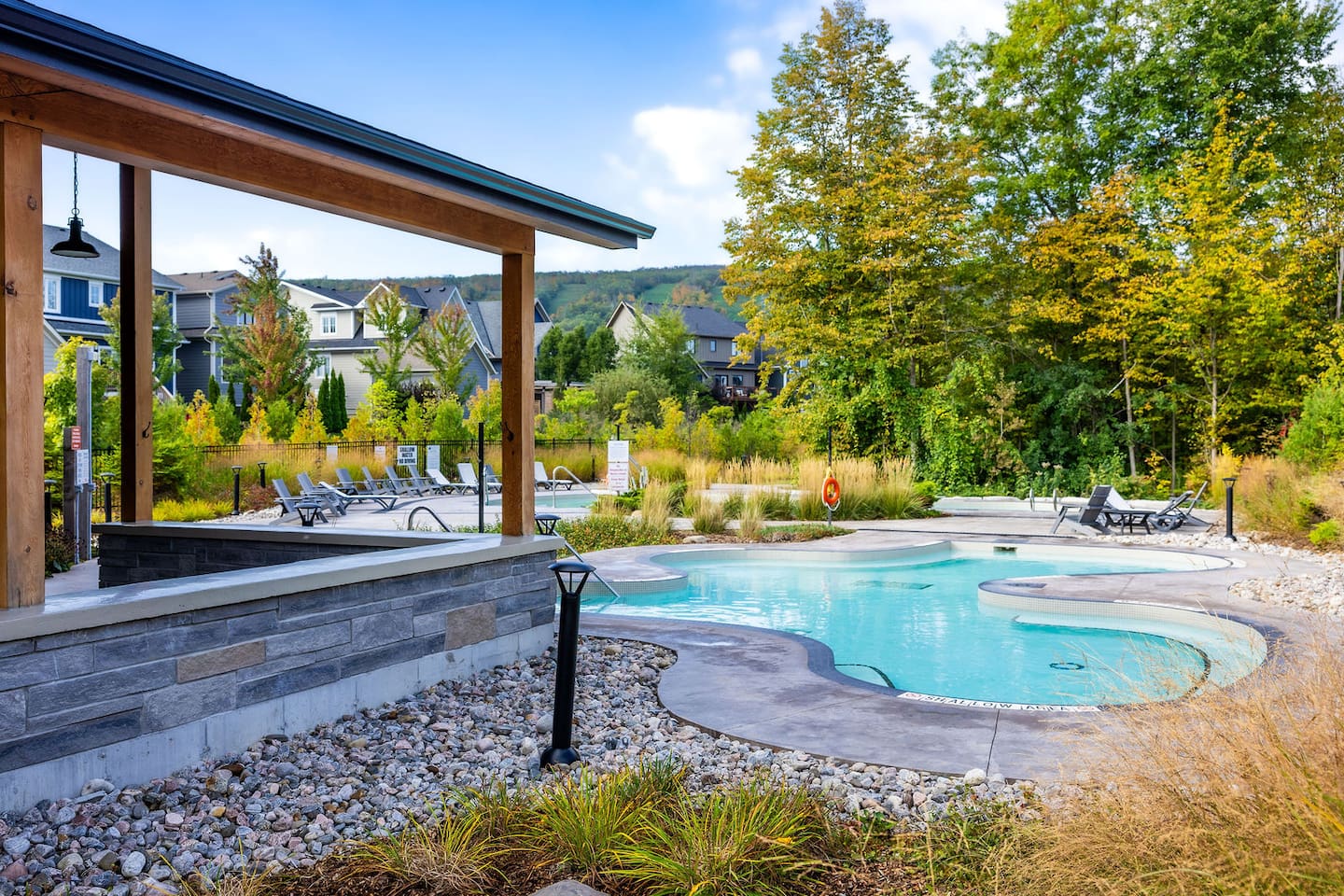 Relaxing Spa Getaway, Sauna, Hot Tub & Heated Pool