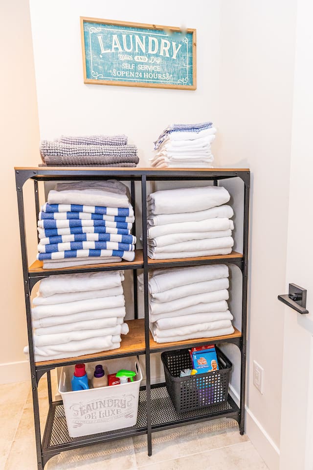 Relaxing Spa Getaway, Sauna, Hot Tub & Heated Pool