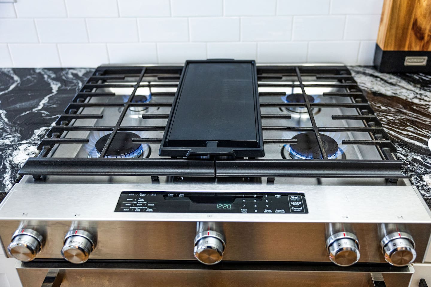 Relaxing Spa Getaway, Sauna, Hot Tub & Heated Pool