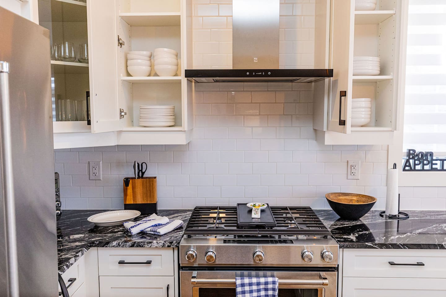 Sauna, Hot Tub & Heated Pool Blue Mountain Getaway