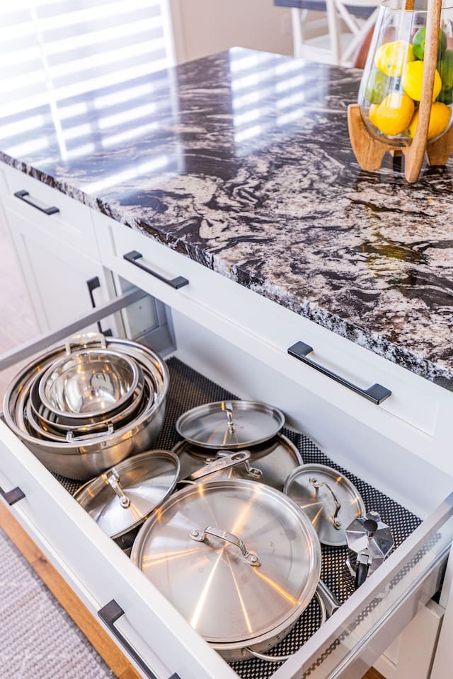 Sauna, Hot Tub & Heated Pool Blue Mountain Getaway