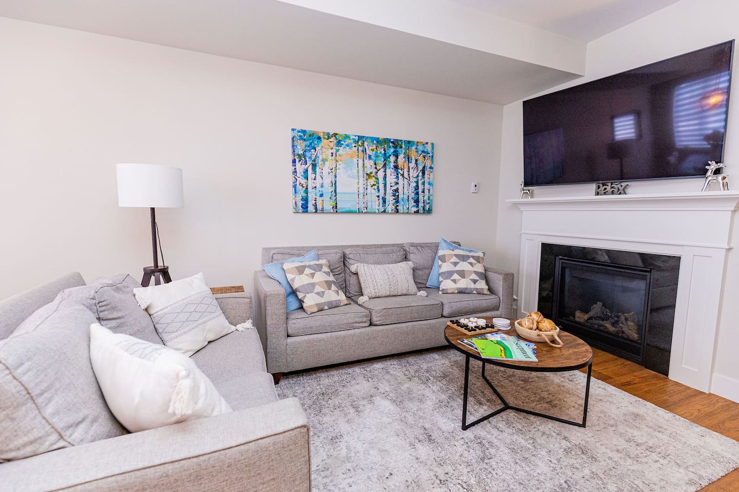 Sauna, Hot Tub & Heated Pool Blue Mountain Getaway