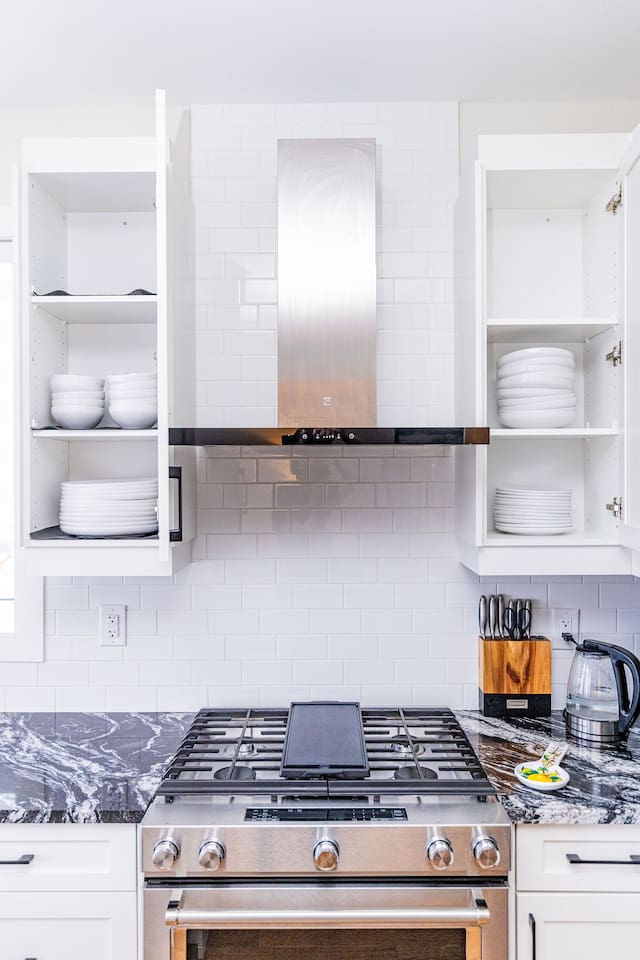 Sauna, Hot Tub & Heated Pool Blue Mountain Getaway