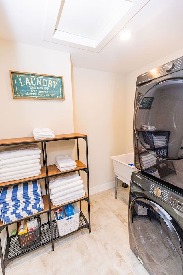 Sauna, Hot Tub & Heated Pool Blue Mountain Getaway